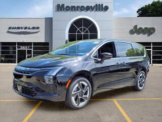 2027 Chrysler Pacifica