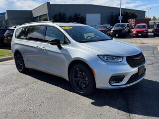 2026 Chrysler Pacifica for sale in Janesville WI