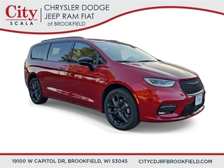 2026 Chrysler Pacifica