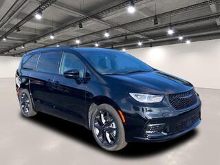 2026 Chrysler Pacifica