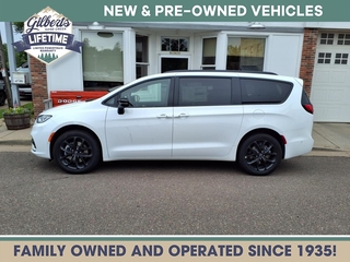 2025 Chrysler Pacifica