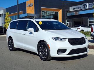 2022 Chrysler Pacifica