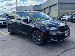 2026 Chrysler Pacifica for sale in Janesville WI