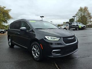 2022 Chrysler Pacifica