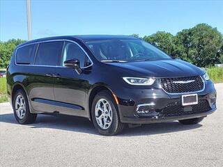 2024 Chrysler Pacifica for sale in Staunton IL