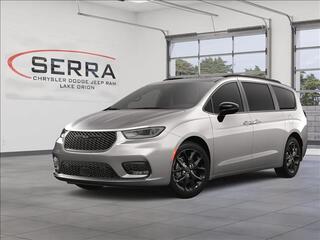 2025 Chrysler Pacifica for sale in Lake Orion MI