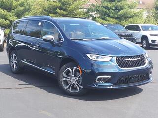 2024 Chrysler Pacifica for sale in Cincinnati OH