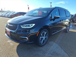 2026 Chrysler Pacifica for sale in Burlington WI