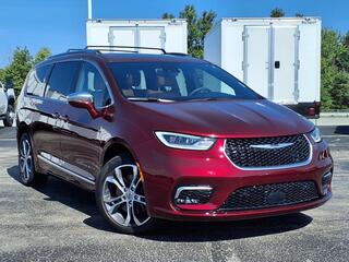 2022 Chrysler Pacifica for sale in Cincinnati OH