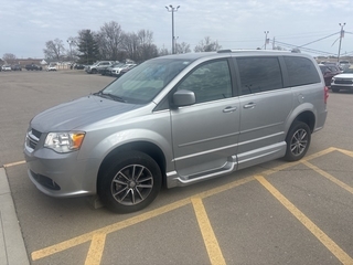 2017 Dodge Grand Caravan for sale in Washington Court House OH