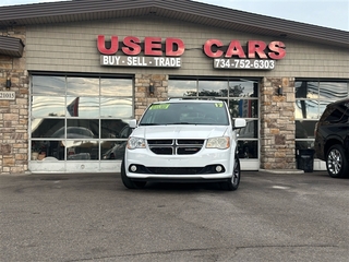 2017 Dodge Grand Caravan for sale in Woodhaven MI