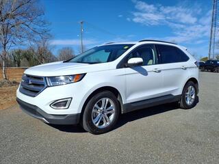 2016 Ford Edge