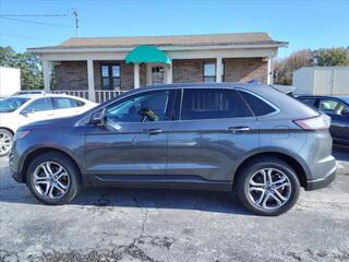 2016 Ford Edge