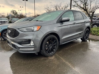 2021 Ford Edge