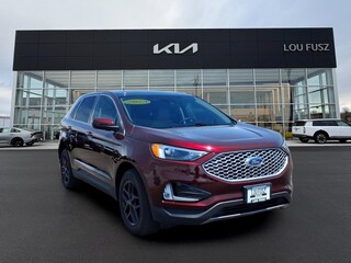 2023 Ford Edge