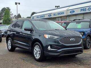 2023 Ford Edge