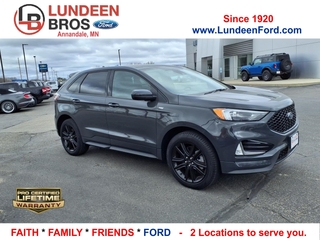 2021 Ford Edge