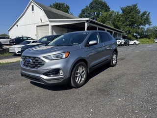 2021 Ford Edge