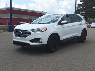 2021 Ford Edge