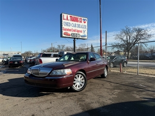 2010 Lincoln Town Car for sale in Woodhaven MI