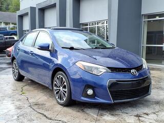 2015 Toyota Corolla for sale in Lyndora PA