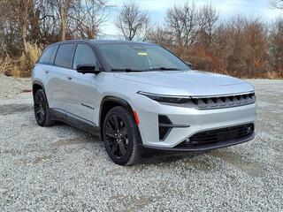 2024 Jeep Wagoneer S