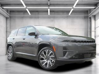 2025 Jeep Wagoneer S