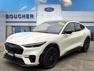 2025 Ford Mustang Mach-E