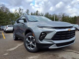 2025 Chevrolet Blazer for sale in Youngstown OH