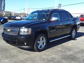 2013 Chevrolet Avalanche for sale in Joliet IL