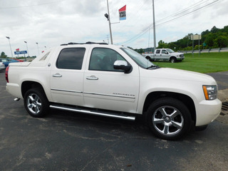 2013 Chevrolet Avalanche for sale in Clarksville TN