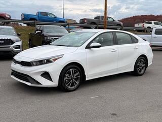 2024 Kia Forte for sale in Danville WV