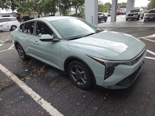 2025 Kia K4