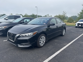 2023 Nissan Sentra for sale in Stratham NH