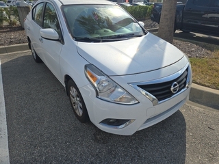 2019 Nissan Versa