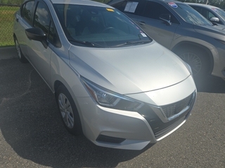 2020 Nissan Versa