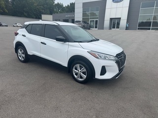 2023 Nissan Kicks