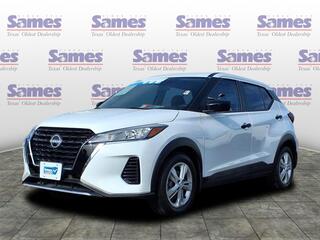 2023 Nissan Kicks
