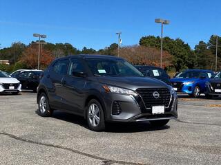 2025 Nissan Kicks Play