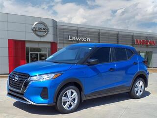 2025 Nissan Kicks Play
