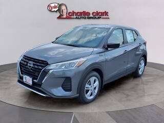 2025 Nissan Kicks Play