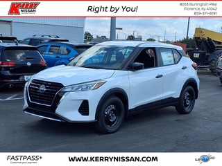 2025 Nissan Kicks Play