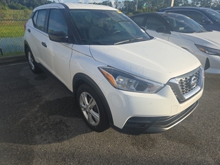 2020 Nissan Kicks