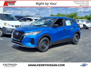 2025 Nissan Kicks Play