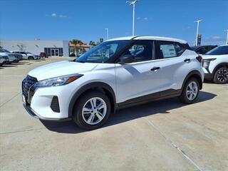 2025 Nissan Kicks Play