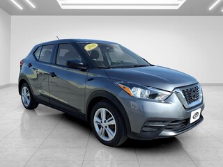 2020 Nissan Kicks