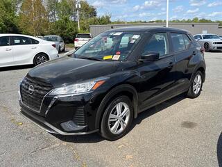 2025 Nissan Kicks Play