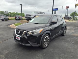 2020 Nissan Kicks