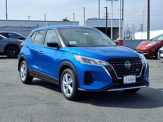 2025 Nissan Kicks Play