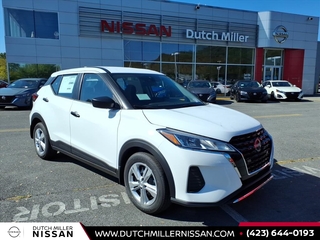 2025 Nissan Kicks Play